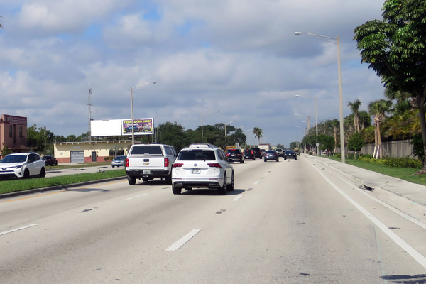 Pembroke Rd SS 95ft W/O SW 46th Av F/E - 1