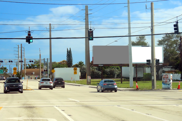Stirling Rd SS 160ft E/O Phippen Rd F/W - 4
