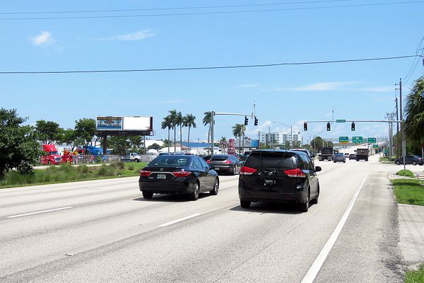 SR 84 NS 170ft W/O SW 25th Tr F/W - 2