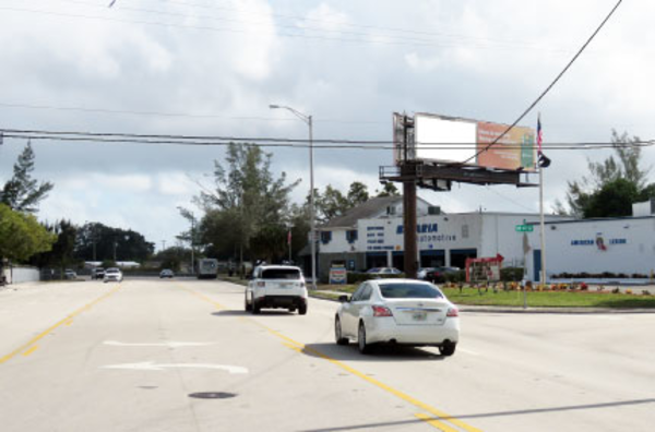 Davie Blvd SS 110ft E/O 44 Tr F/W - 2