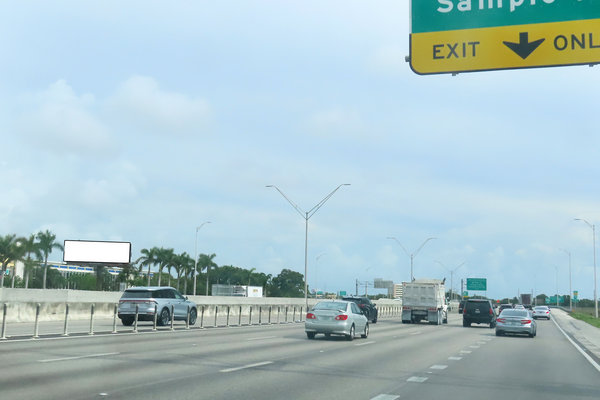 I-95 WS 0.5mi S/O Sample Rd F/S - 1