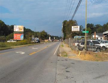 S/S 278 1/2 MI E/O COLLARD VALLEY RD TOP