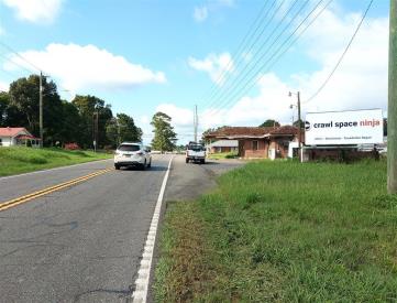 W/S HWY 41 N/O COLLEGE ST N/F IN