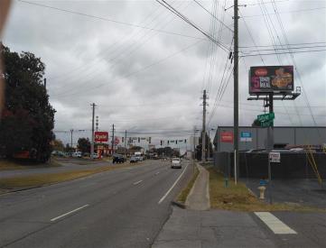 S/S 2132 E WALNUT AVE W/F IN