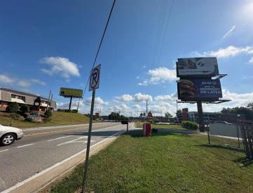 E/S HWY 61 200' S/O HWY 278 S/F TOP (DO NOT SELL)