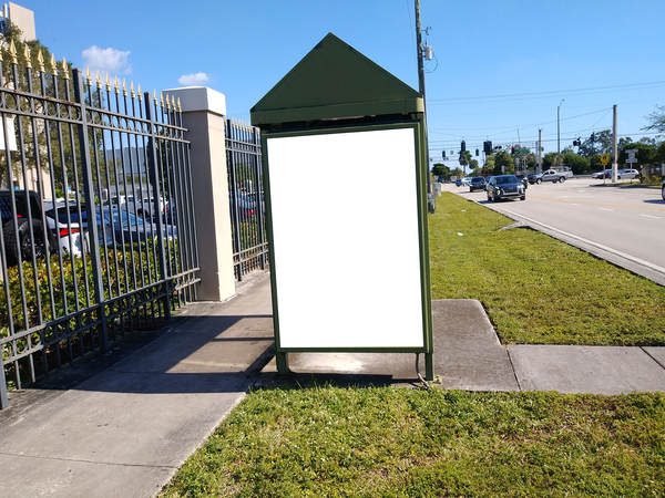 56 St NE NS 250ft W/O Dixie Hwy F/W - O