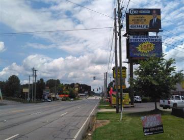 S/S WALNUT.2M E/O AIRPORT RD W/F BOT RHR
