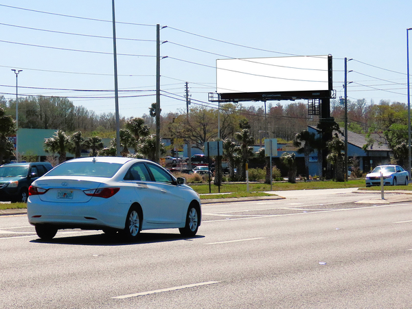 US 19 ES 300ft N/O SR 52 F/N - 1