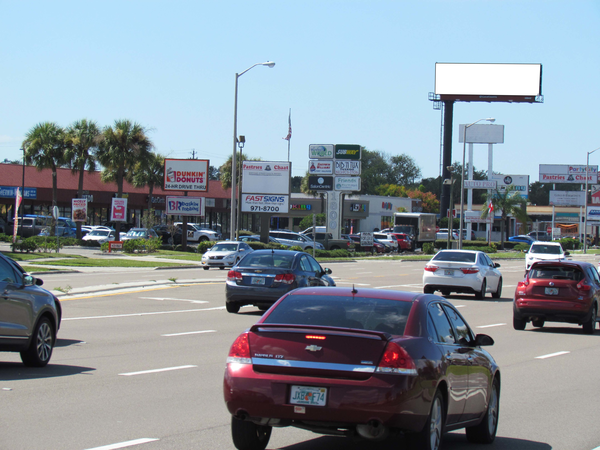 Fowler Av SS 0.3mi W/O 22nd St F/E - 1