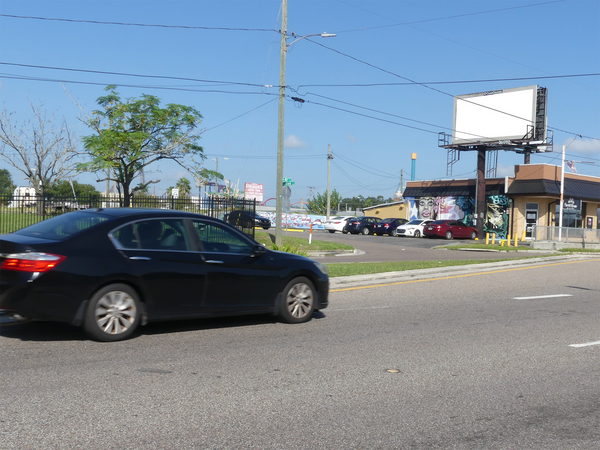 40th St WS 225ft S/O Busch Blvd F/S - 1