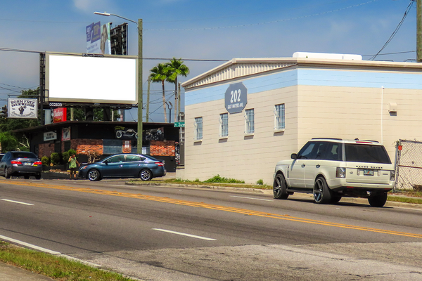 Waters Av NS 40ft E/O Florida Av F/E - 2