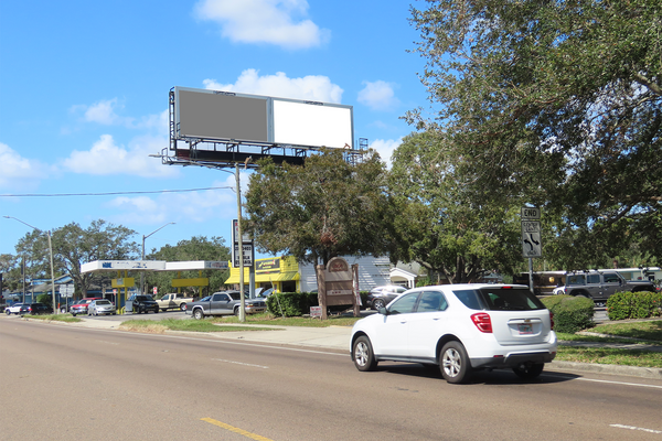 Drew St NS 100ft E/O Coachman Rd F/E - 3