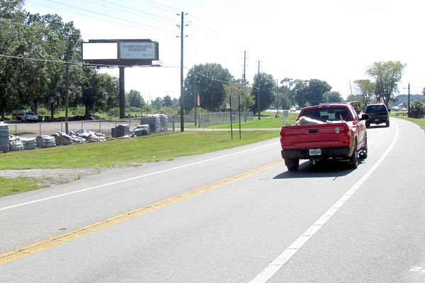 US 41 ES 0.5mi S/O SR 52 F/N - 1