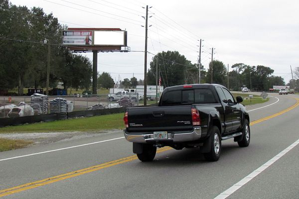 US 41 ES 0.5mi S/O SR 52 F/N - 2
