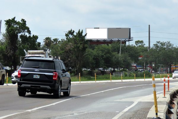 US 41 ES 200ft N/O Big Bend Rd F/N - 1