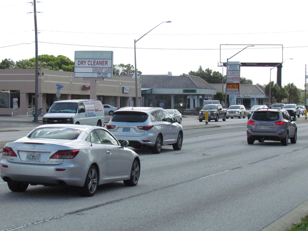 Park Blvd NS 800ft W/O Starkey Rd F/W - 1