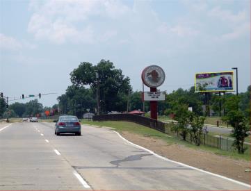 US 65 EXPY E/S S/O WALNUT