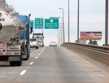 I-30 W/S 200' S/O E MARKHAM P2-NF