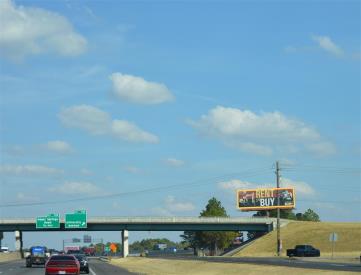 9211 I-30 S/S @ CHICOT OVERPASS