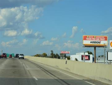 I-30 E/S & LOCUST 50' N/O E 4TH P2-SF