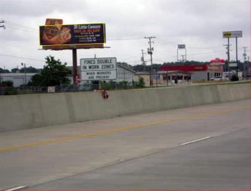 US 67/167 W/S O.3 MI S/O KIEHL P1-SF