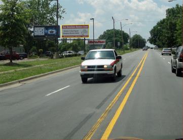 501 E ROOSEVELT RD S/S 75' E/O COMMERCE