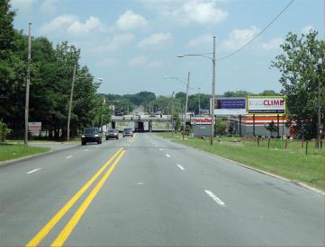 501 E ROOSEVELT RD S/S 75' E/O COMMERCE