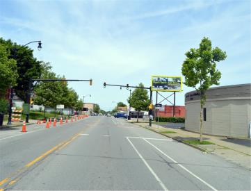 2200 SOUTH PARK F/S HIGH SIGN