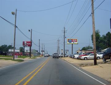 N/S HILLSBORO 1100' W/O S WEST AVE P2(E)