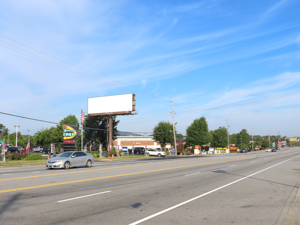 Cobb Pkwy WS 120ft N/O Freys Gin Rd F/S - 1