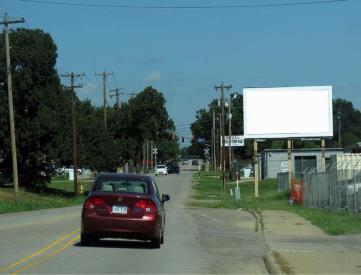 Fresno St SS 900ft E/O Wheeler Av F/W - 1