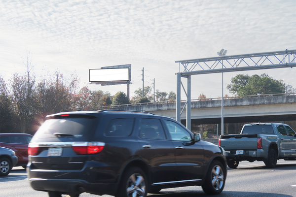 I-85N ES 0.5mi N/O Jimmy Carter Blvd F/N - 1