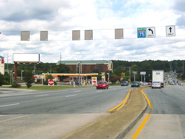 Delk Rd NS 50ft E/O I-75N F/W - 1