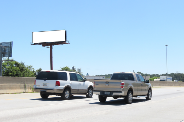 I-20E NS 1500ft W/O Covington Exit 93 F/W - 1