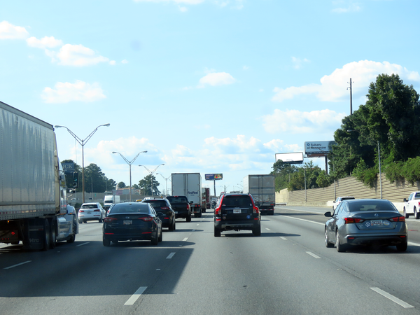 I-75N ES 1000ft S/O Roswell St F/S - 1