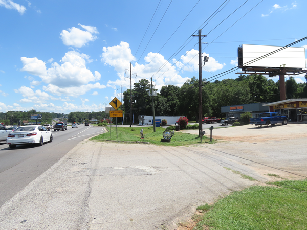 Tara Blvd WS 450ft S/O Valley Hill RD F/N - 1