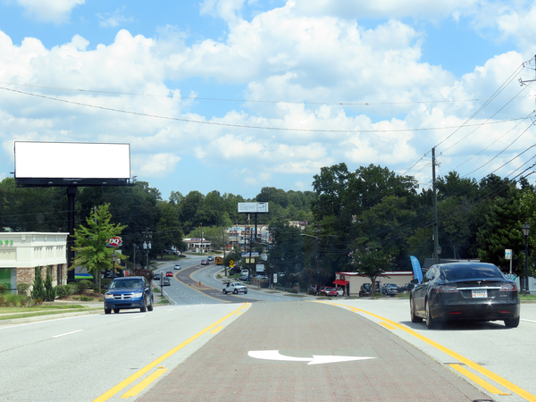 Alpharetta Hwy WS 1200ft N/O Strickland F/S - 1