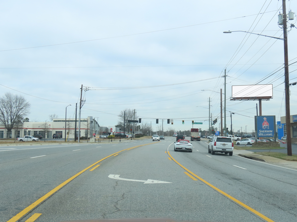 Alpharetta Hwy ES 50ft N/O Sun Valley Dr F/S - 1