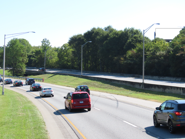 I-85S ES 500ft S/O I-75/85 Connector F/S - 1