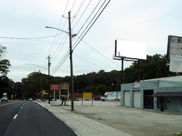 Hollowell Parkway NS 500ft W/O Hollywood Rd F/E - 1