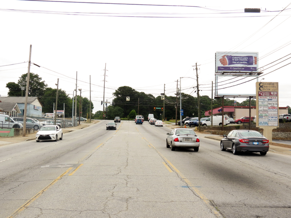 Chamblee Tucker Rd SS 300ft W/O Shallowford Rd F/W - 2