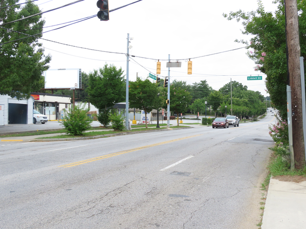 Cheshire Bridge Rd ES 100ft S/O Wellbourne F/N - 1