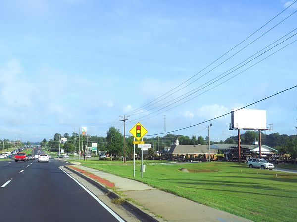 North Cobb Pkwy ES 300ft S/O Bells Ferry Rd F/S - 1