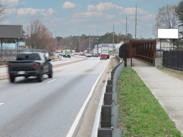 Mableton Pkwy WS 350ft N/O Veterans Memorial Highway F/N - 1