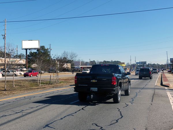 Hwy 92 NS 0.2mi W/O Bells Ferry Rd F/W - 1