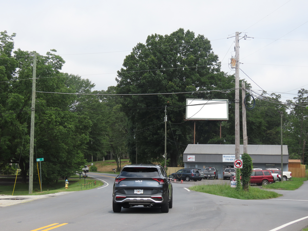 Main St North (ACW) ES 125ft N/O Grovers Landing F/S - 1