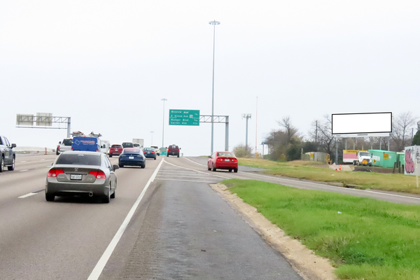 Thornton Fwy (I-30) NS 100ft W/O Owenwood St F/E - 1