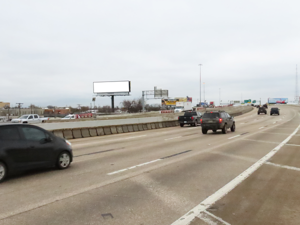 Thornton Fwy (I-30) SS 50ft W/O Haskell Av F/E - 1