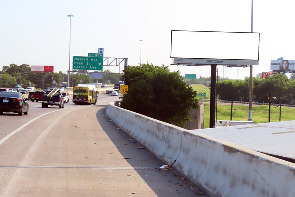 Thornton Fwy (I-30) SS 50ft W/O Haskell Av F/W - 2