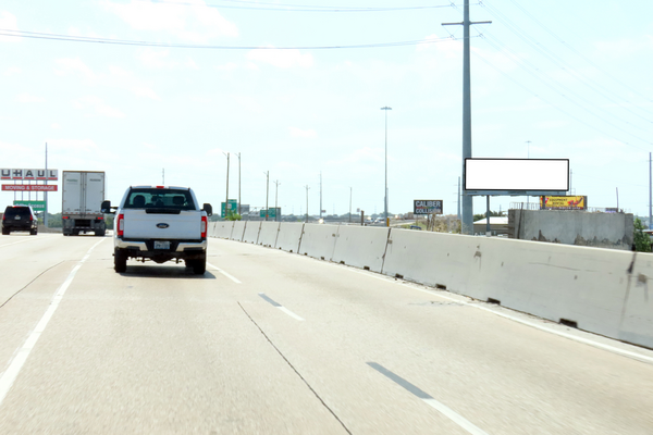 LBJ Fwy (I-635) SS 0.3mi W/O Garland Rd F/W - 2